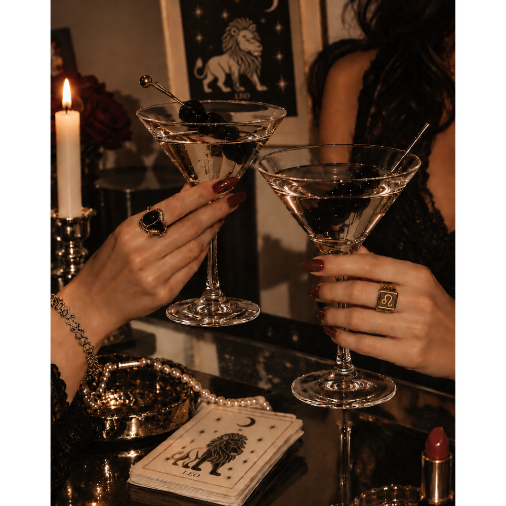 Leo Vintage Cocktail Photo Tee
